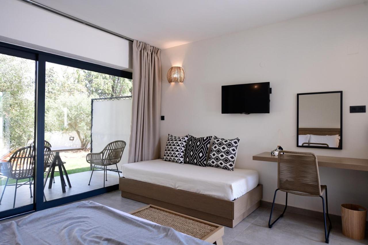Elies Aesthetic Living Hotel Nea Iraklitsa Exterior photo