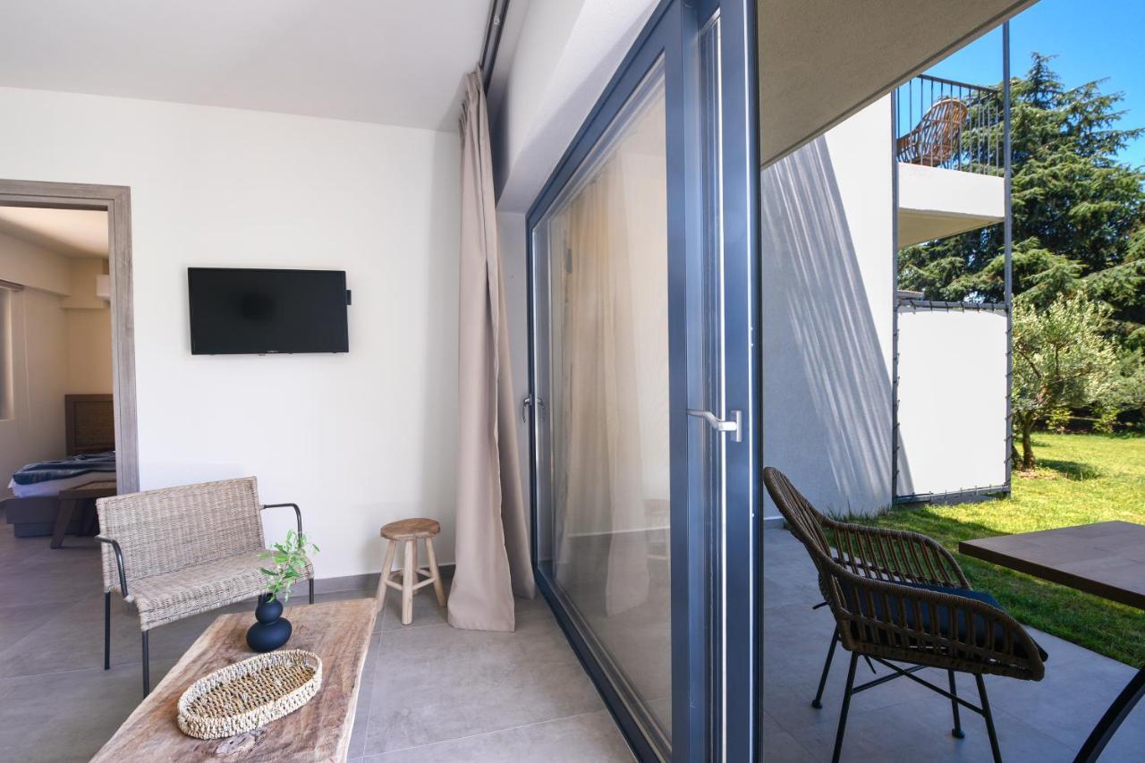 Elies Aesthetic Living Hotel Nea Iraklitsa Exterior photo